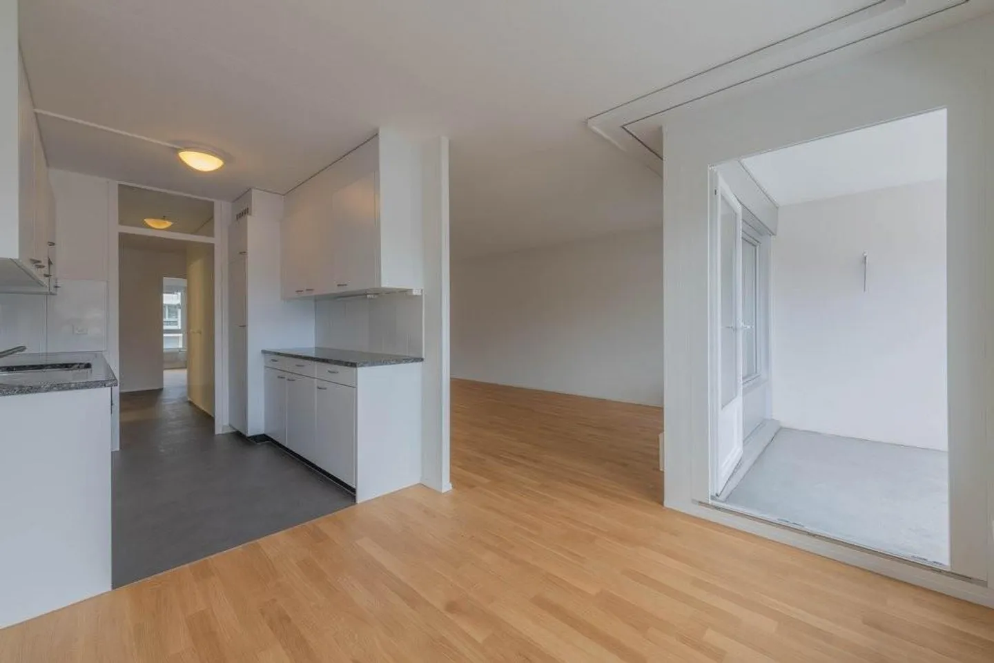 Belle appartement de 4.5 pièces dans le quartier de Seidenberg - Photo 4 sur 11