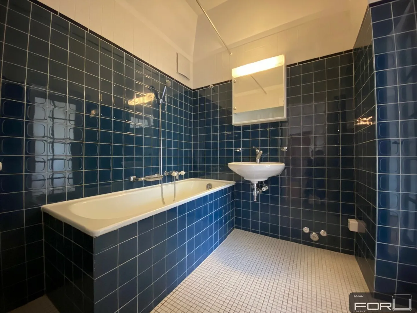 Sehr schöne 5,5-Zimmer-Wohnung mit freiem Blick und Balkonen in Sécheron - Foto 11 von 12