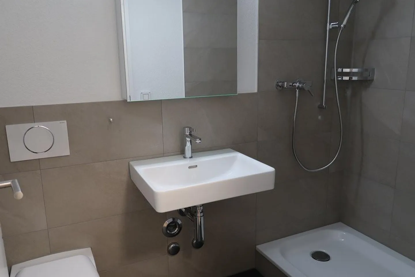 Appartement 1 pièce rénové près de Gurten - Photo 4 sur 4