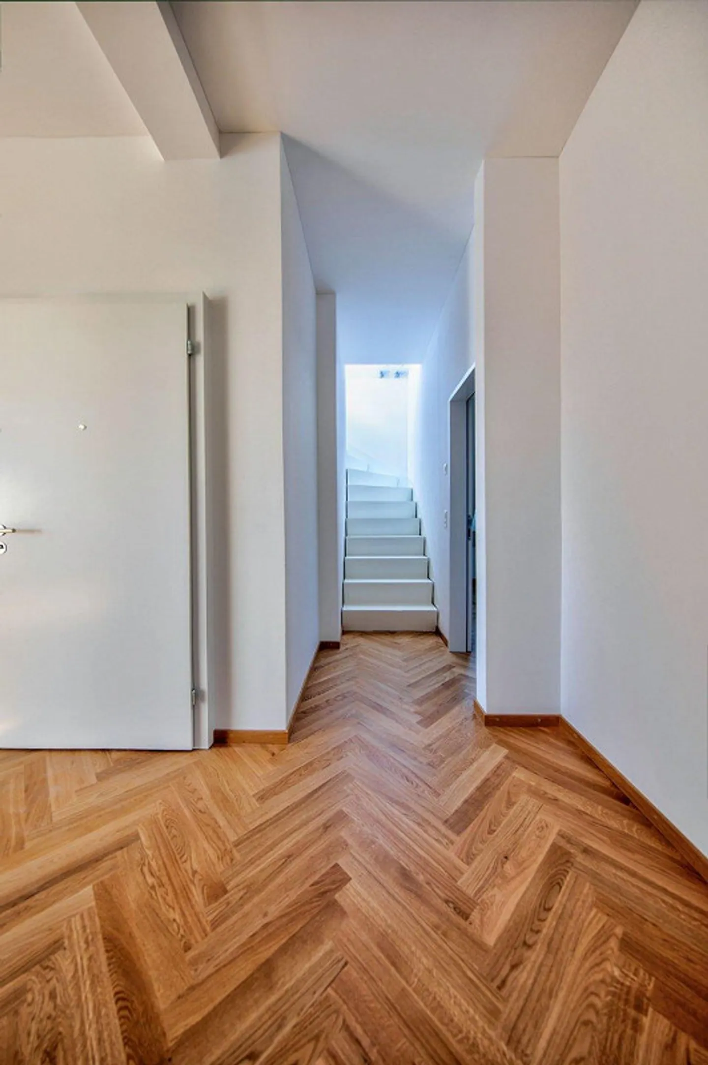 Sopra i tetti di Zurigo Enge – vivere con una terrazza privata - Foto 7 di 9