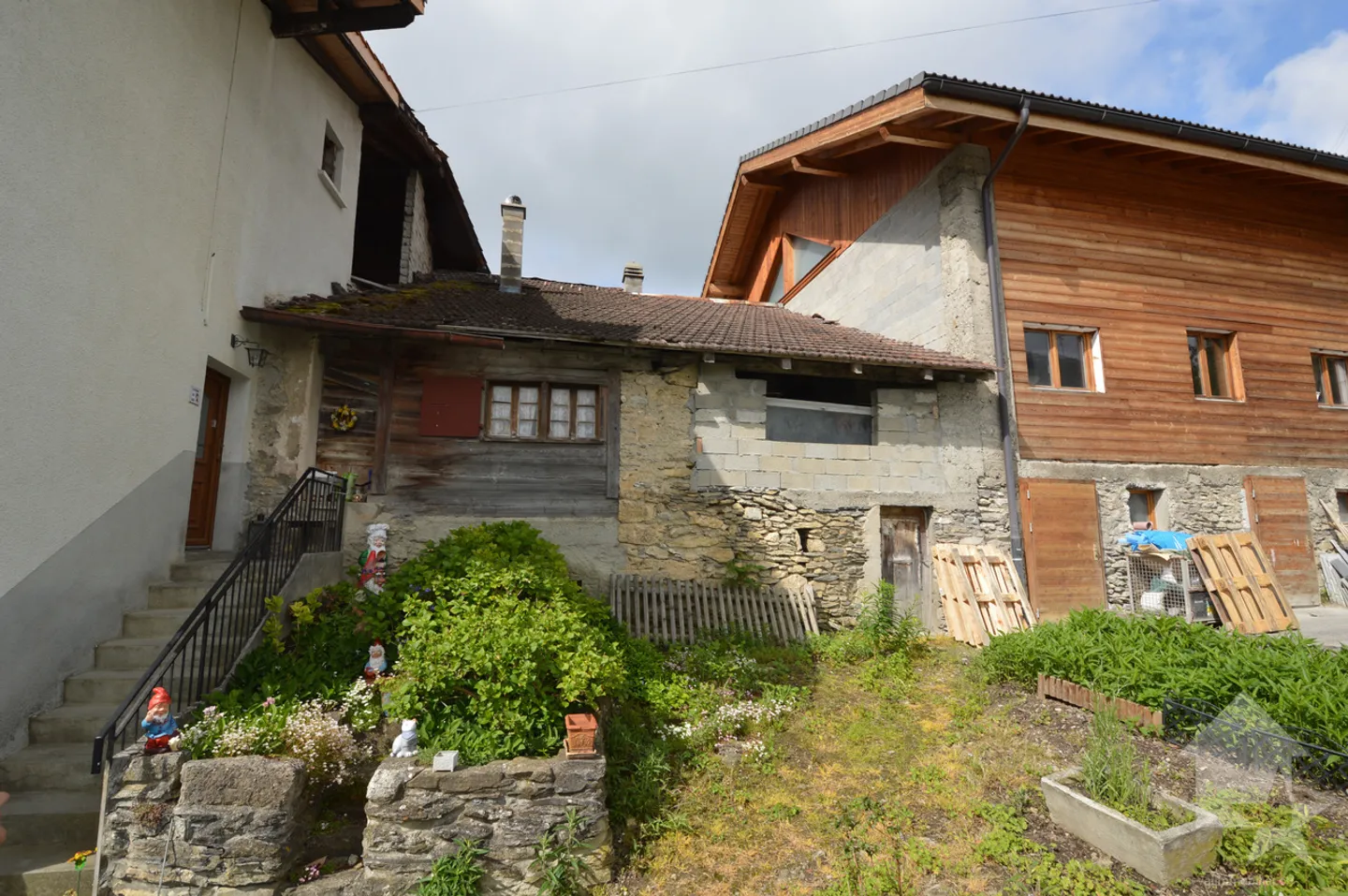 «Dorfhaus zu renovieren» - Foto 5 von 21