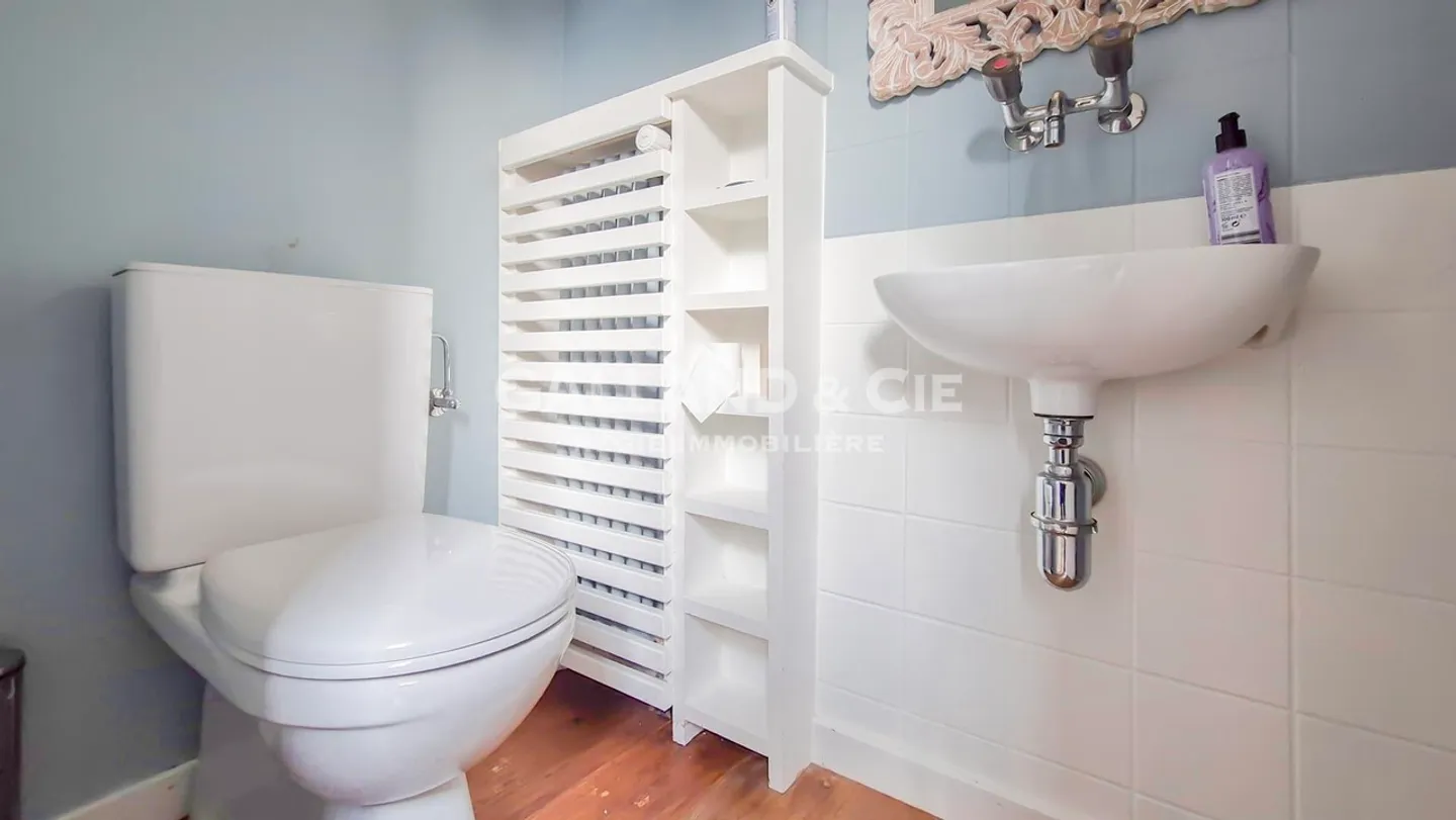 Exceptional villa in Lonay near the lake - Photo 9 of 14