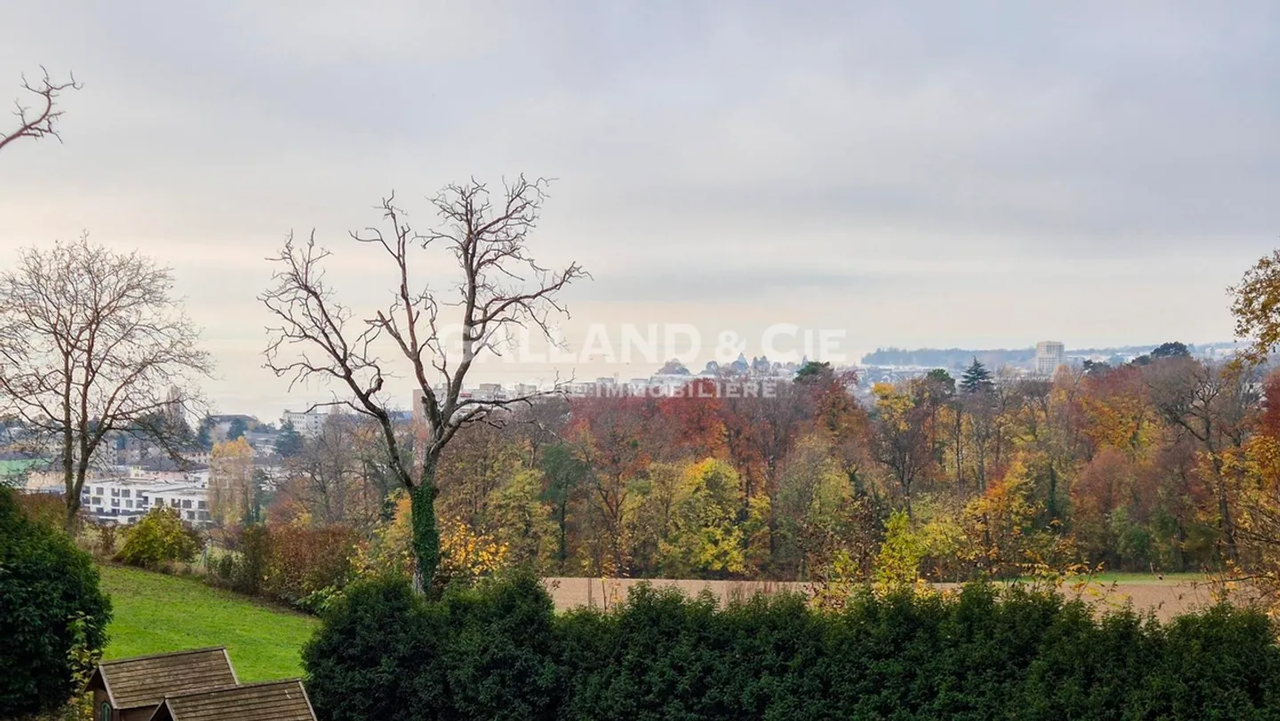 Exceptional villa in Lonay near the lake - Photo 14 of 14