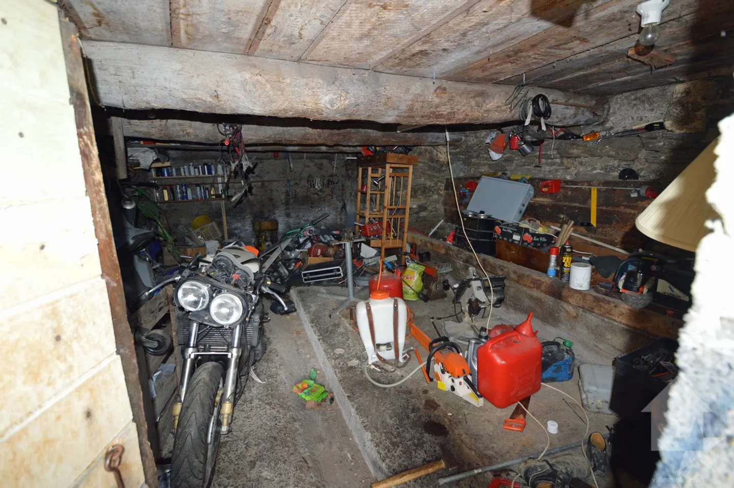 «Dorfhaus zu renovieren» - Foto 20 von 21