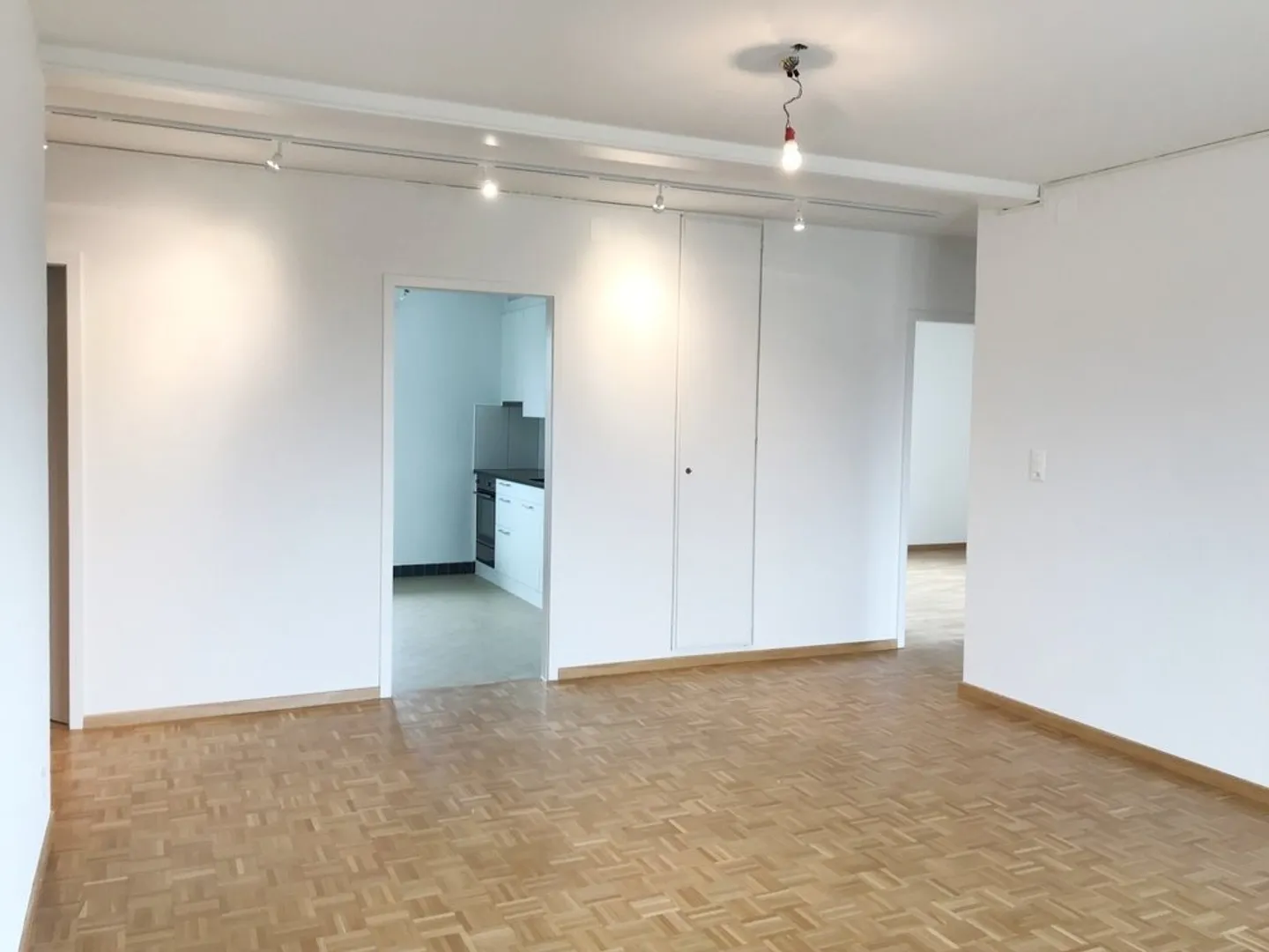 Moderne 4-Zimmer-Wohnung - Foto 3 von 12