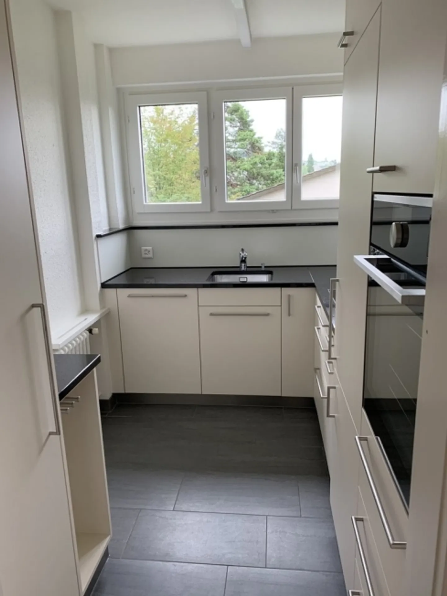 Appartement à louer - Photo 3 sur 12