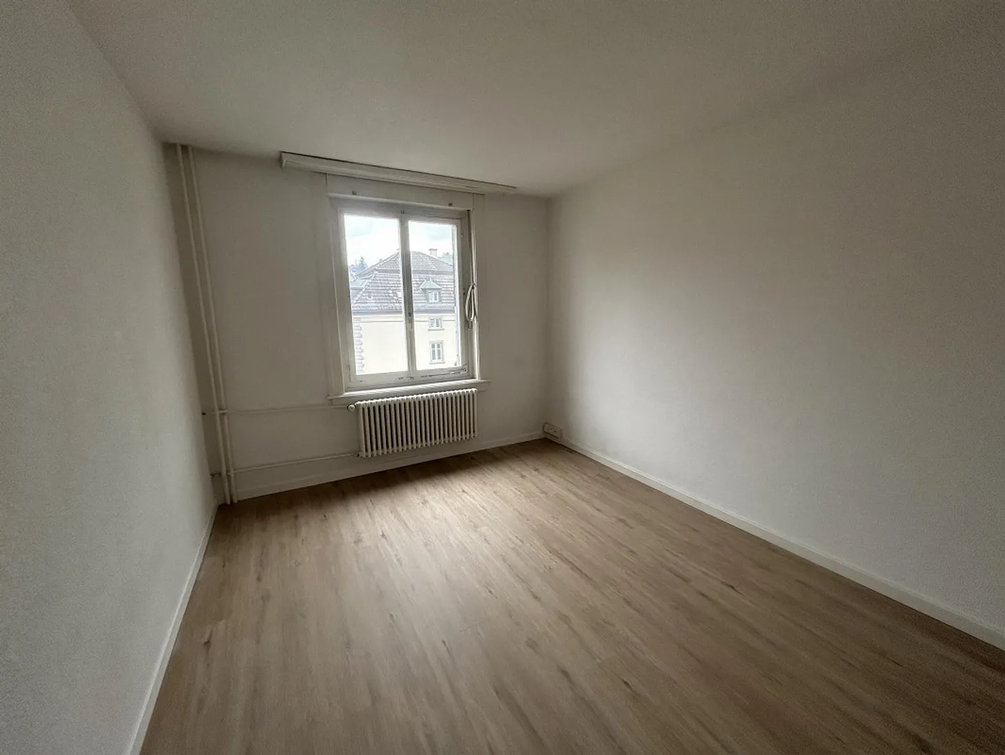 Beautiful newly renovated 4.5 room apartment - Photo 3 of 8