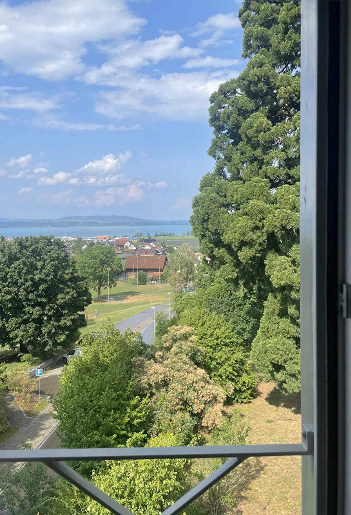 Charmant ancien bâtiment - rénové avec amour et vue sur le lac - Photo 2 sur 28