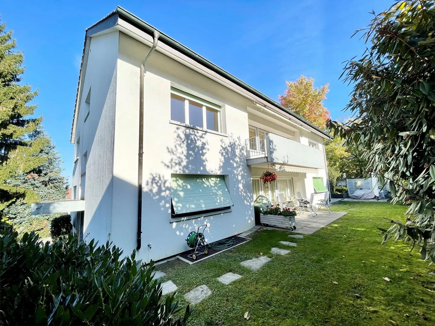 An sonniger, ruhige Lage - inklusive grosse Mansarde 27m2! - Foto 1 von 11