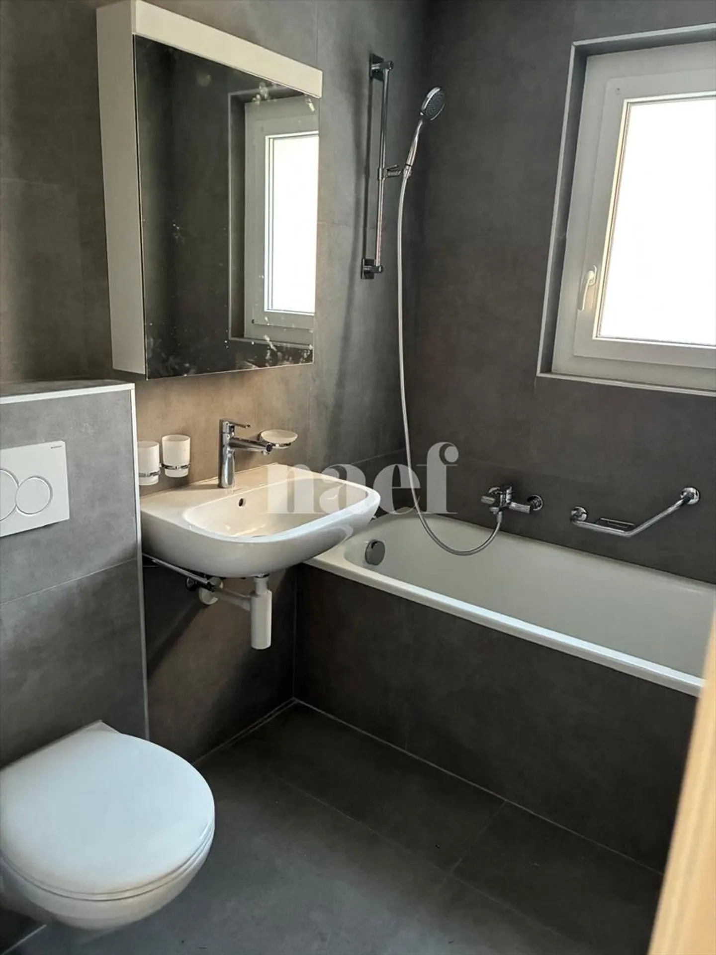 In affitto 3.5 stanze Cortaillod - appartamento completamente ristrutturato - Foto 5 di 6