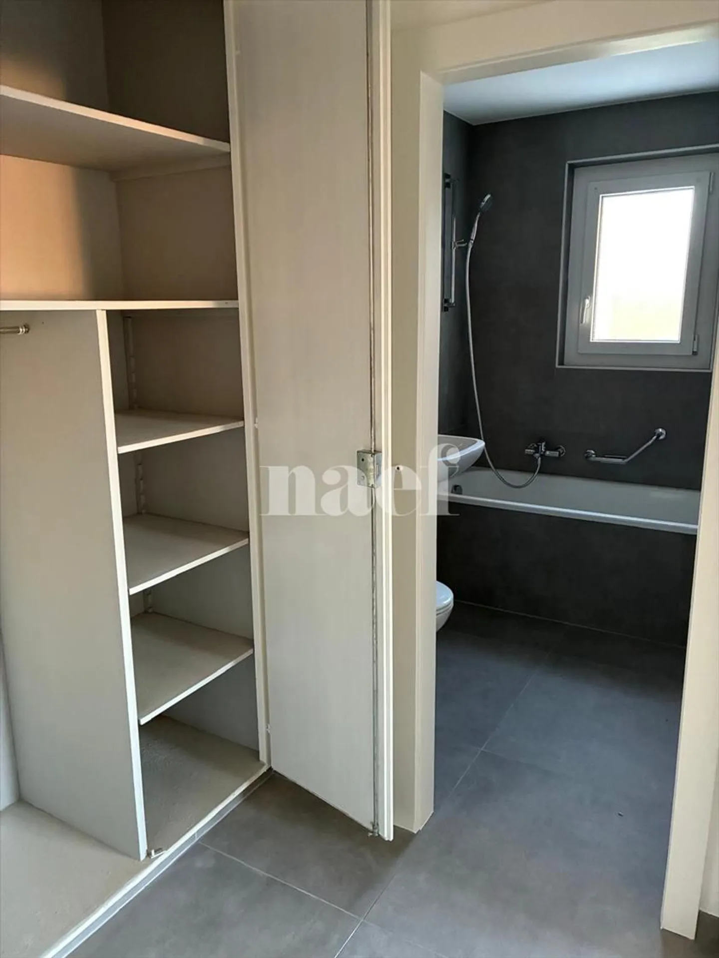 In affitto 3.5 stanze Cortaillod - appartamento completamente ristrutturato - Foto 6 di 6
