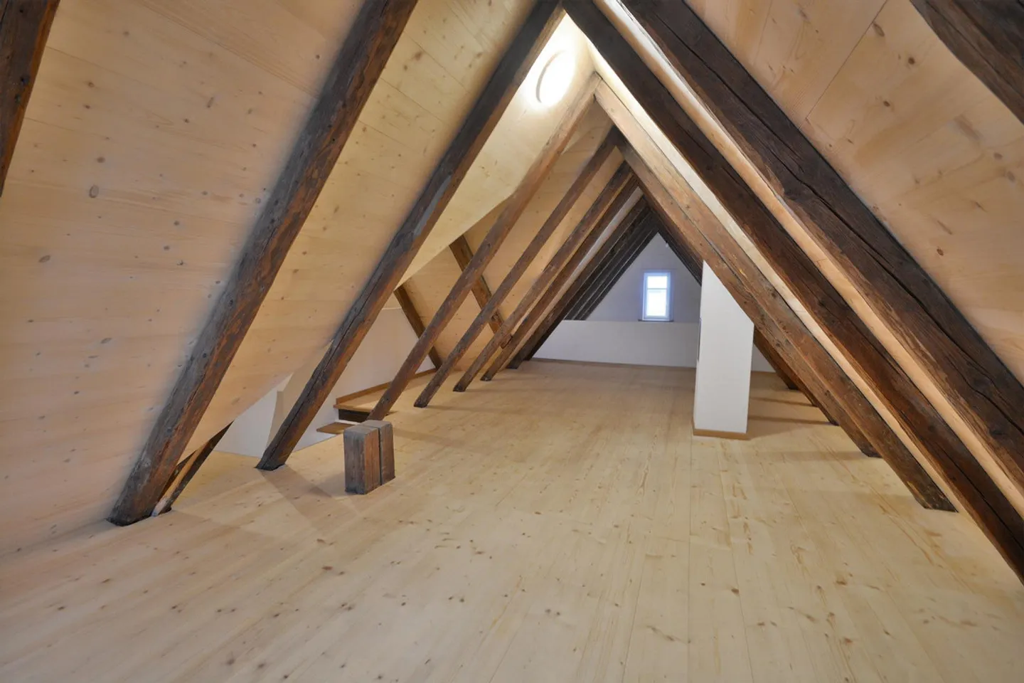 Charmant ancien bâtiment - rénové avec amour et vue sur le lac - Photo 28 sur 28