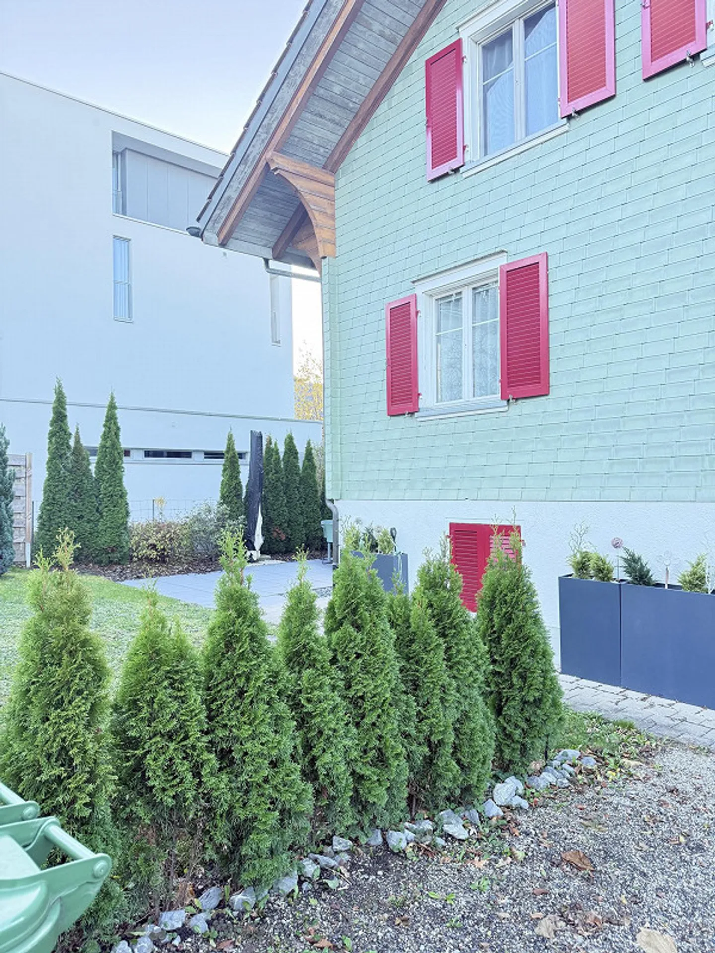 Casa unifamiliare 3.5 stanze con stanza aggiuntiva, limitata fino al 31.5.28 - Foto 1 di 23