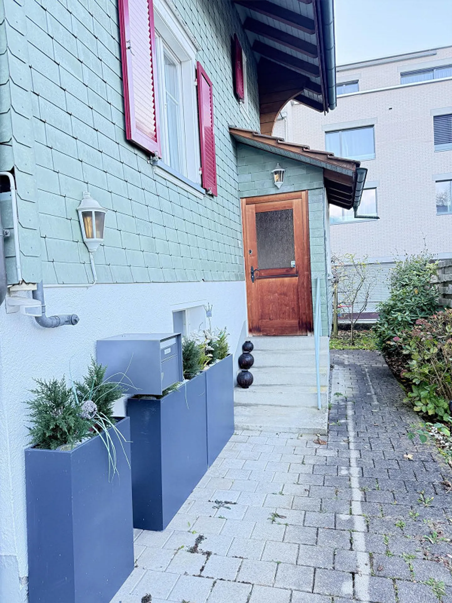 Casa unifamiliare 3.5 stanze con stanza aggiuntiva, limitata fino al 31.5.28 - Foto 2 di 23