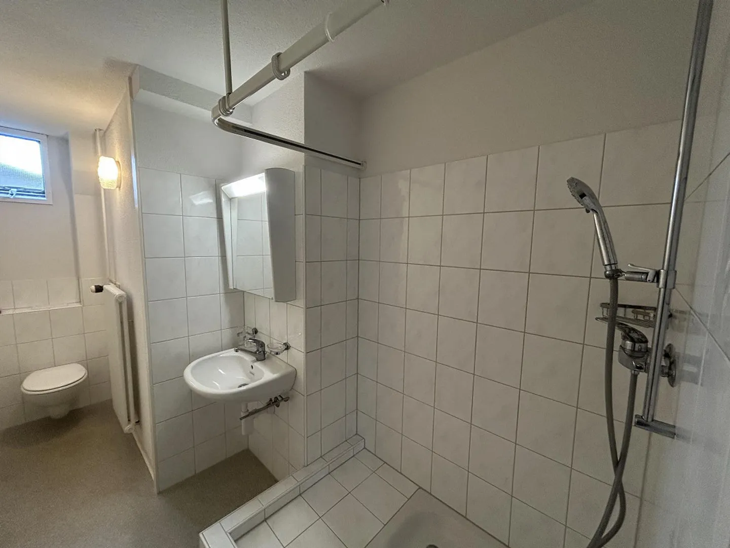 Beautiful newly renovated 4.5 room apartment - Photo 6 of 8