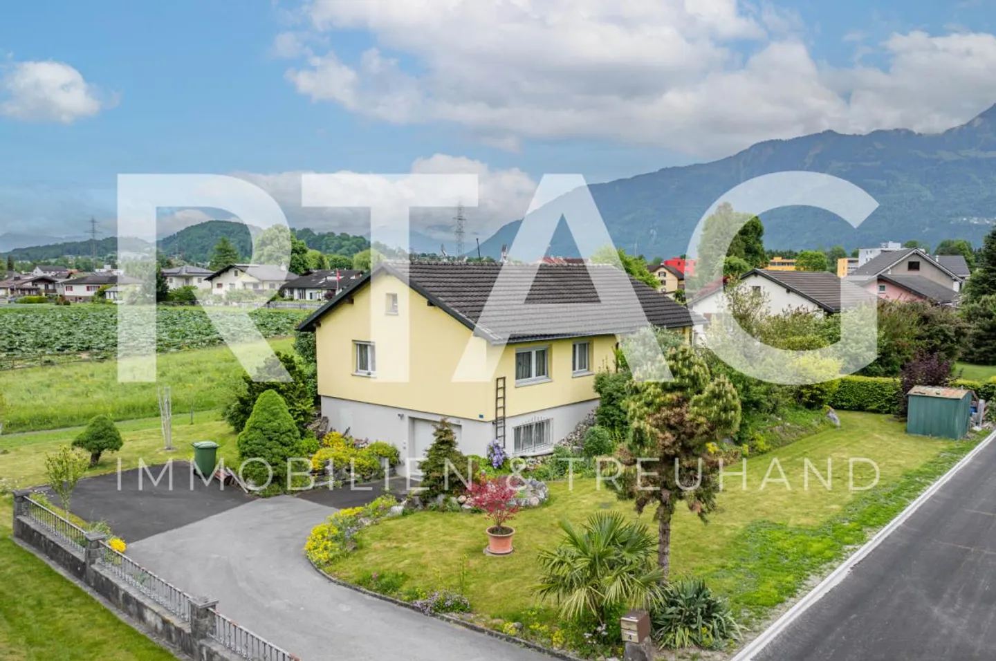 Maison individuelle - Photo 1 sur 14