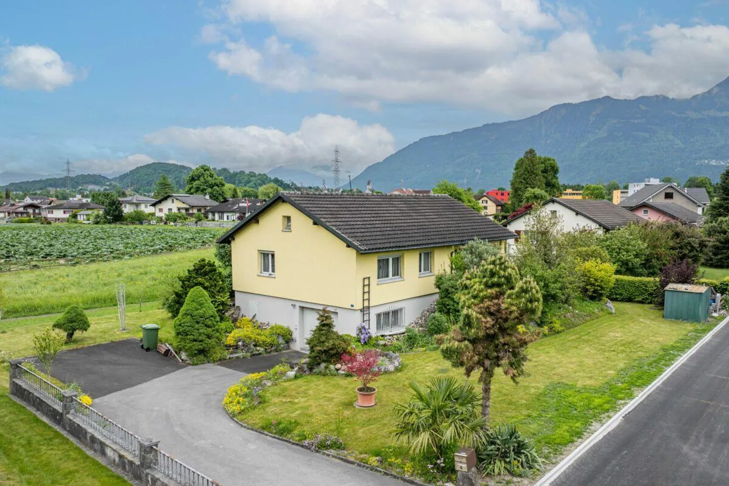 Maison individuelle - Photo 2 sur 14