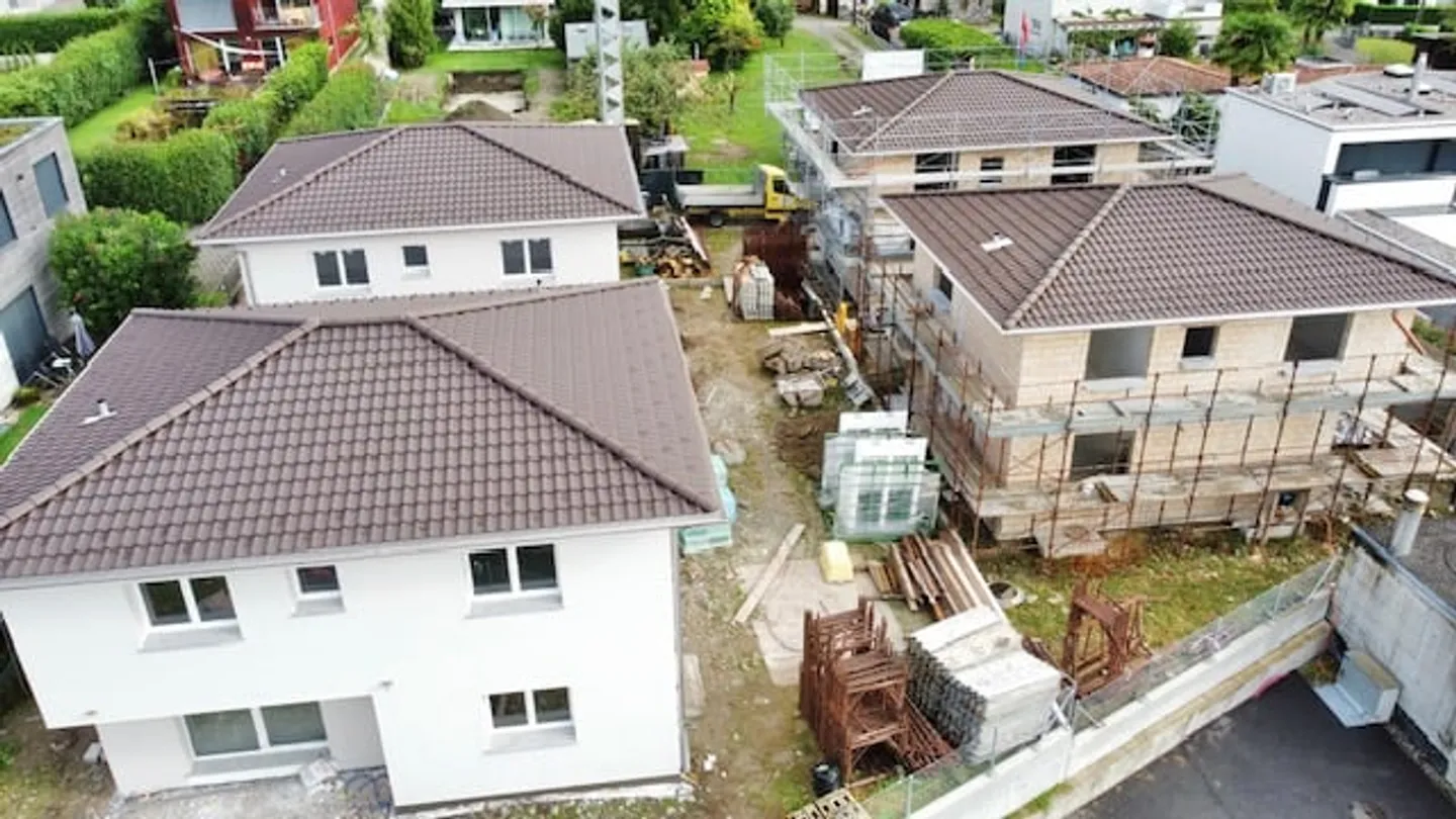 Vendita a Cugnasco - Nuova casa unifamiliare con 5,5 stanze in posizione tranquilla - Foto 4 di 13