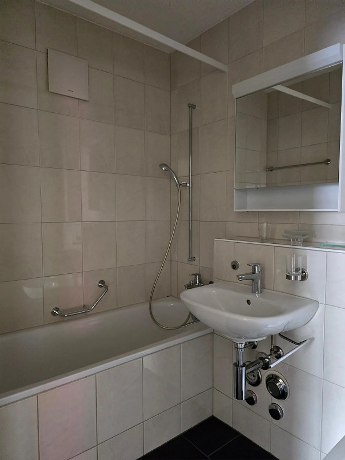 Attraktive Wohnung in Stadtnähe! - Foto 4 von 10