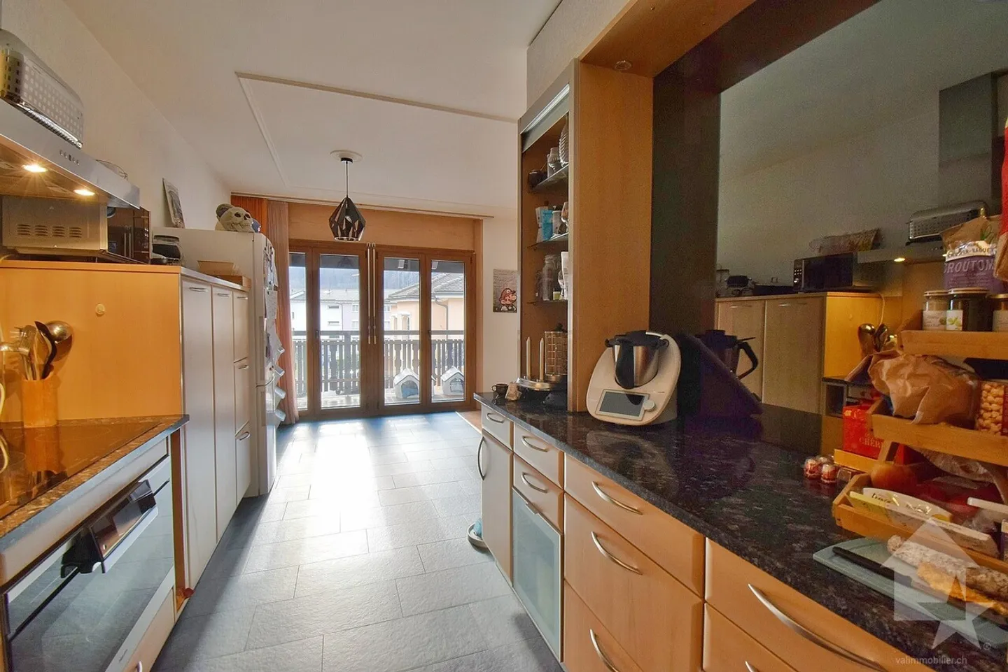 Schöne 5,5 Zimmer, geräumig, renoviert und mit 2 Parkplätzen - Foto 6 von 16