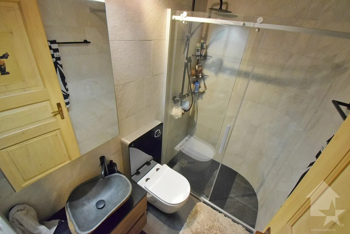 Schöne 5,5 Zimmer, geräumig, renoviert und mit 2 Parkplätzen - Foto 14 von 16