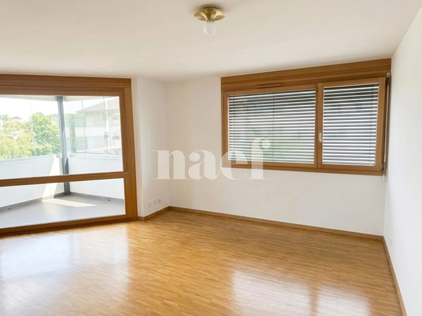 4-room apartment - Photo 2 of 5