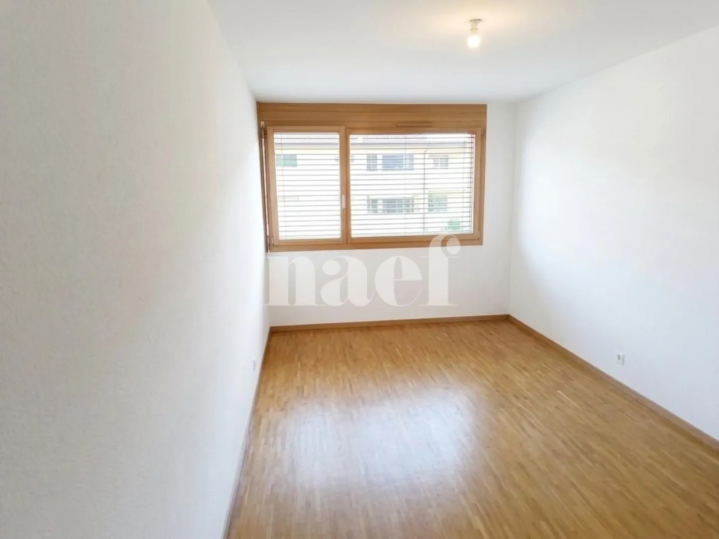 4-room apartment - Photo 4 of 5