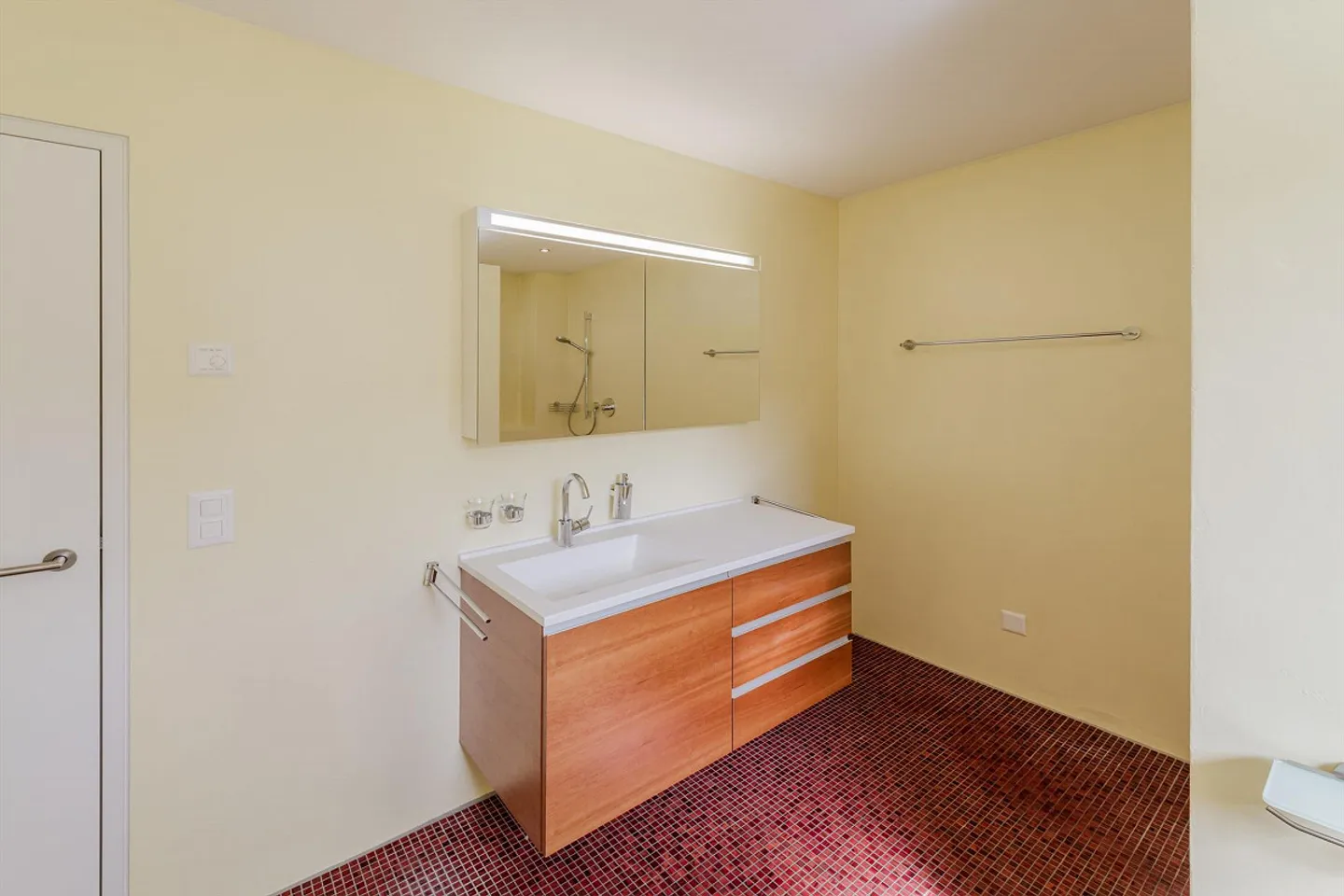 Exclusive Living with a View - Photo 6 of 13