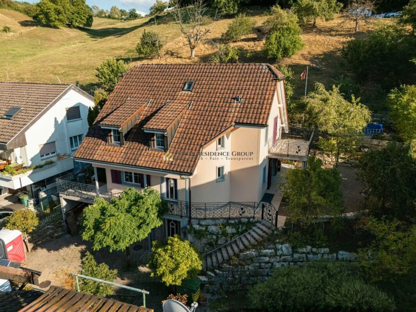 Maison individuelle spacieuse de 6,5 pièces avec jardin de rêve à Wettingen - Photo 1 sur 26