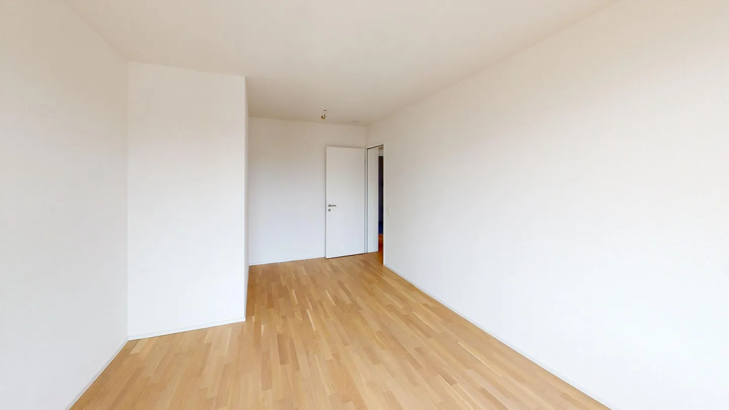 3.5-Room Apartment - Versatile Living with Style - Photo 5 of 6