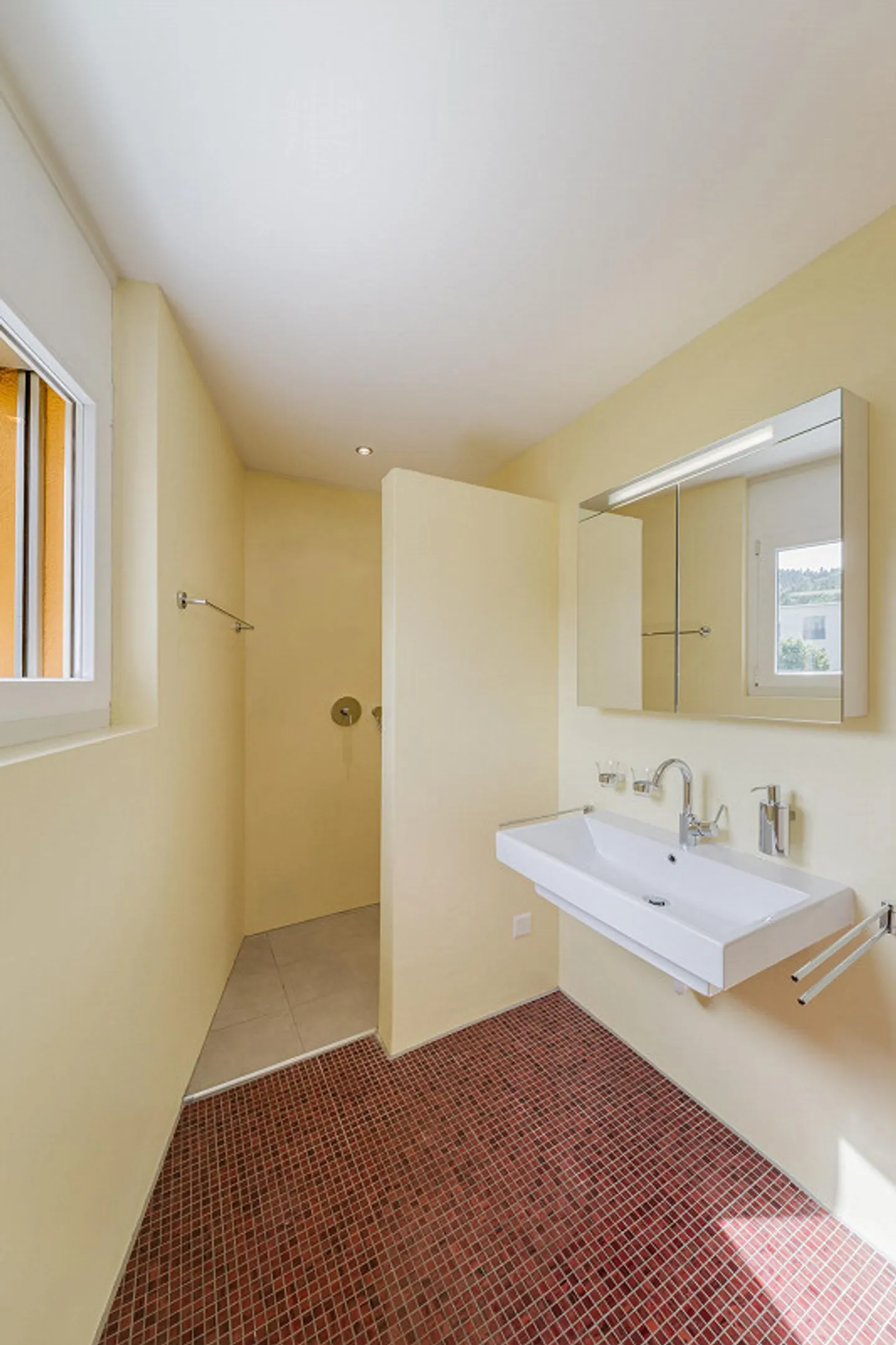 Exclusive Living with a View - Photo 10 of 13