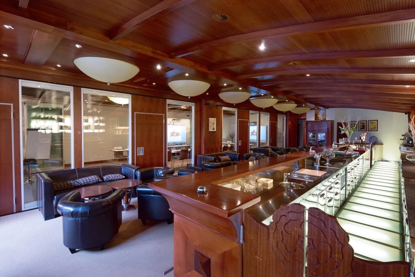Spazio Commerciale nel Centro di Crans-Montana - Foto 3 di 8