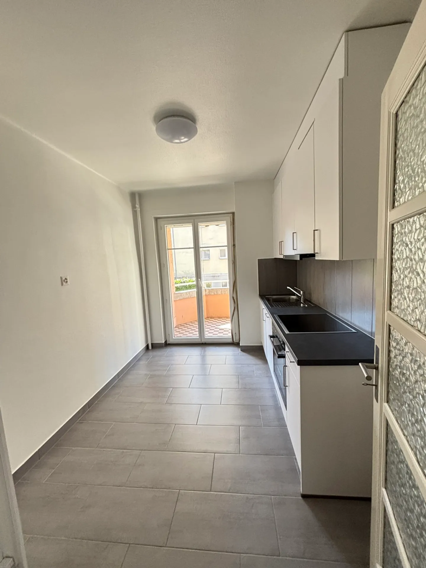 1.5 Room Apartment - Photo 4 of 6