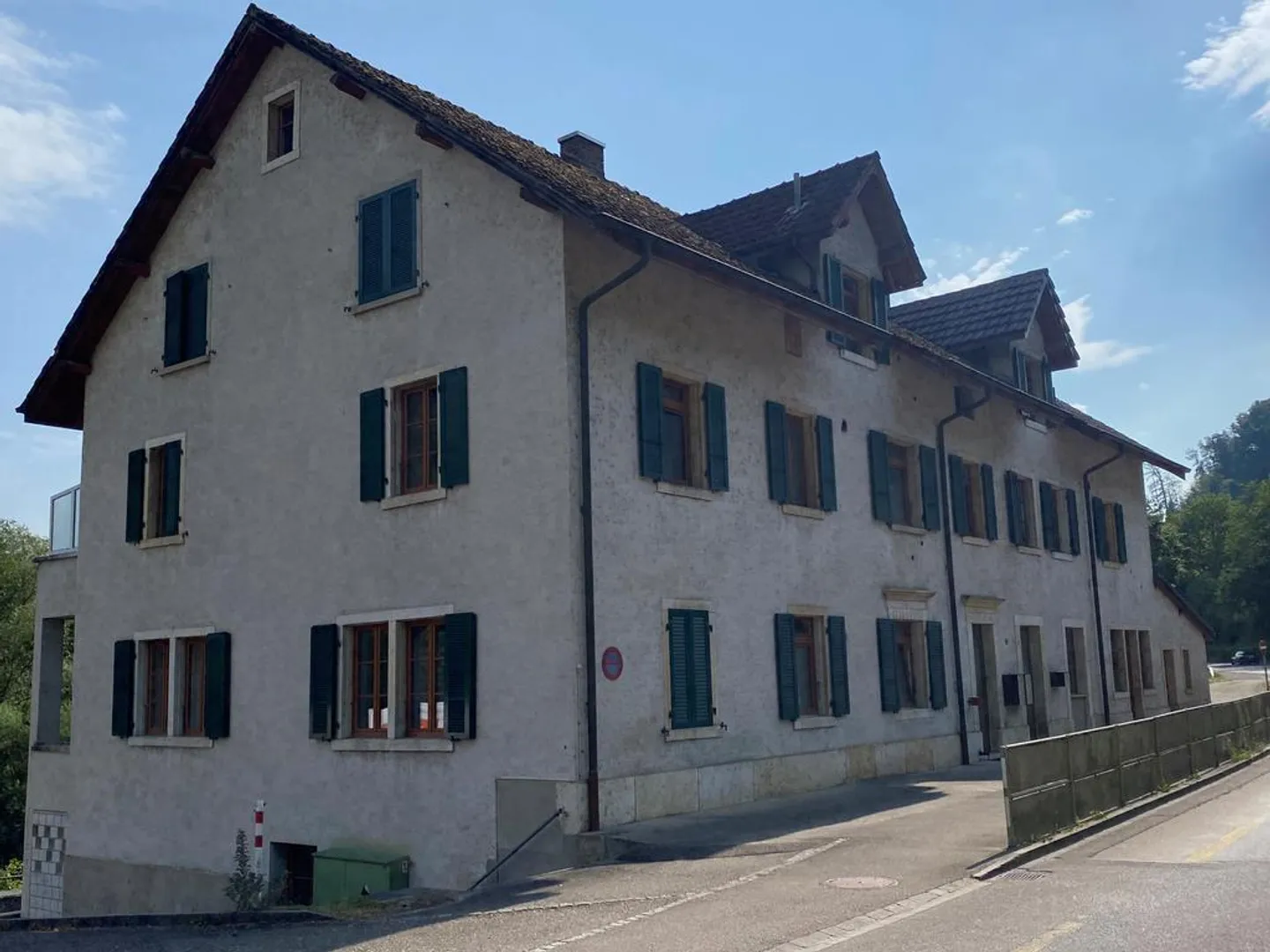 Groszügige Wohnung direkt an der Birs - Foto 1 von 10