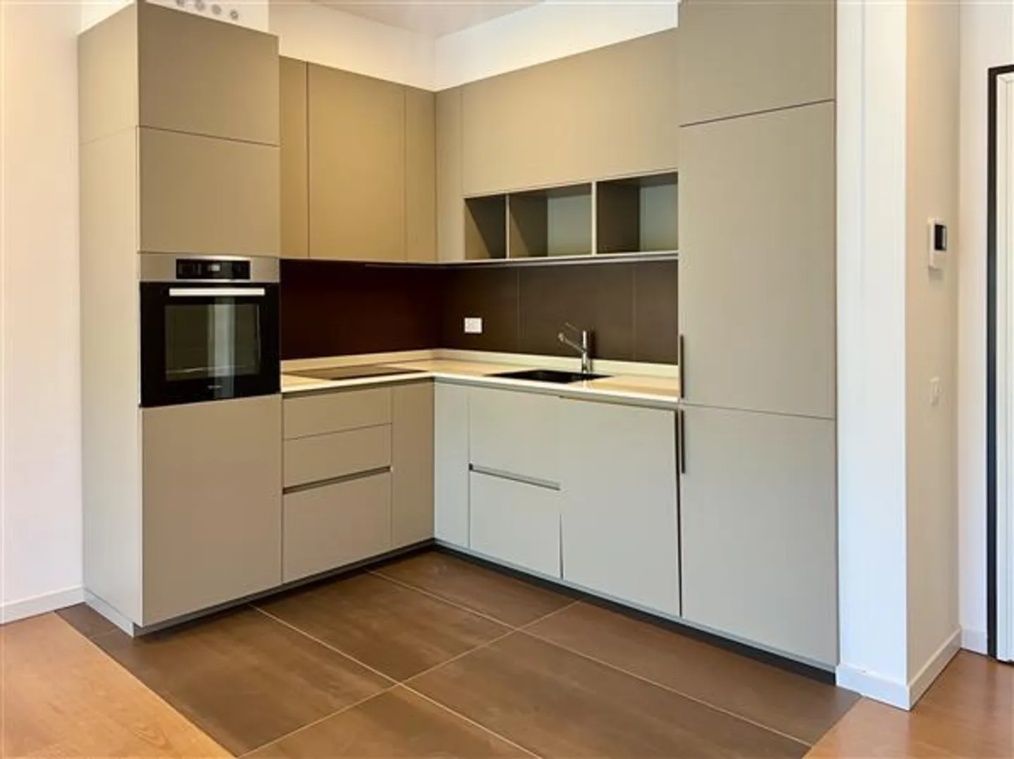 Bissone: 2.5 Room Apartment - Photo 3 of 6
