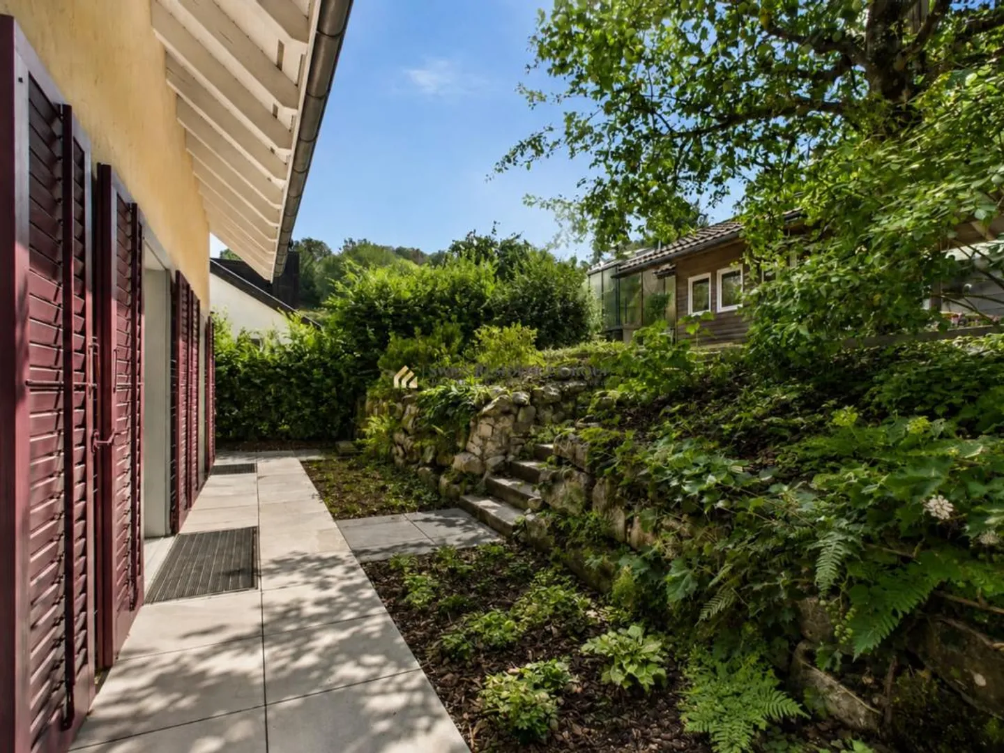 Maison individuelle spacieuse de 6,5 pièces avec jardin de rêve à Wettingen - Photo 18 sur 26