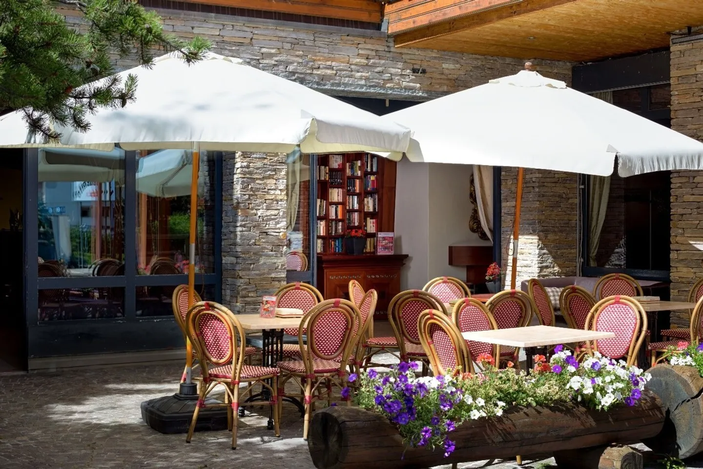 Spazio Commerciale nel Centro di Crans-Montana - Foto 6 di 8
