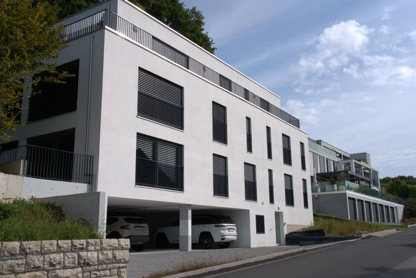 Wohngebäude 12,5 Zimmer - Foto 1 von 23