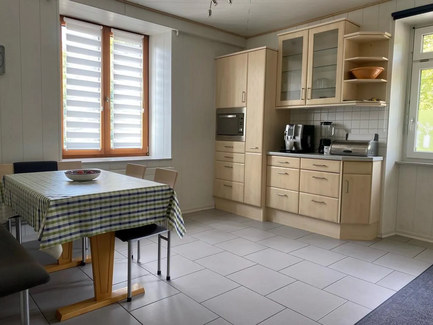 Groszügige Wohnung direkt an der Birs - Foto 3 von 10