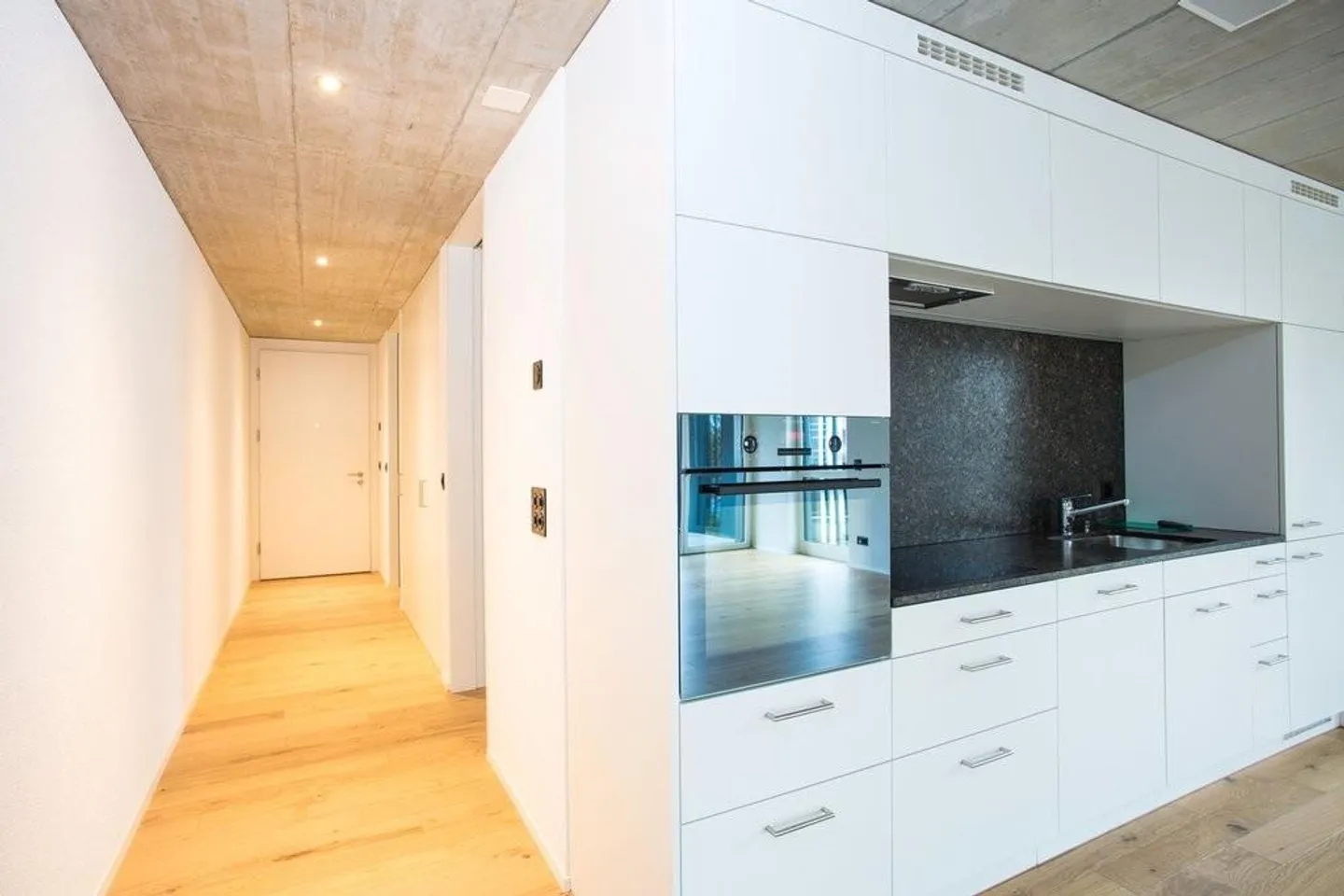 Appartamento attraente di 2,5 stanze in centro - Foto 3 di 11