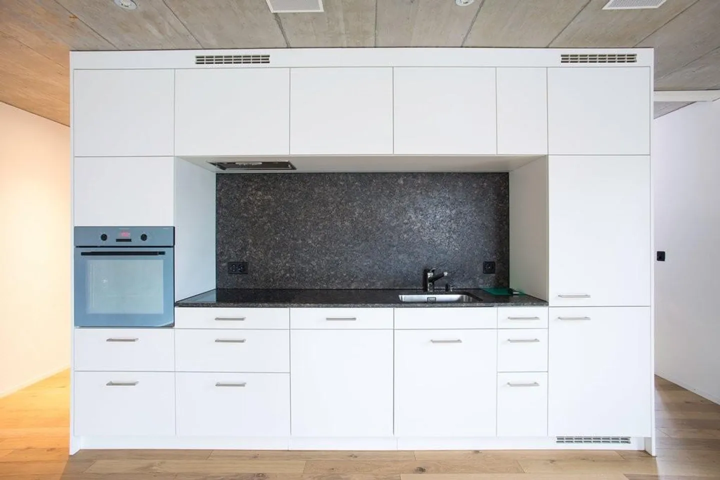 Appartamento attraente di 2,5 stanze in centro - Foto 4 di 11