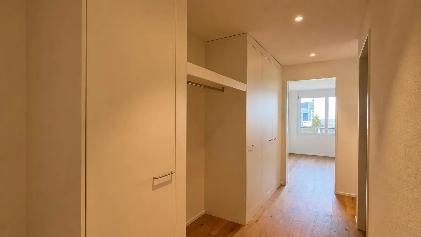 Moderne 3½-Zimmer-Wohnung mit Loggia - Foto 7 von 11