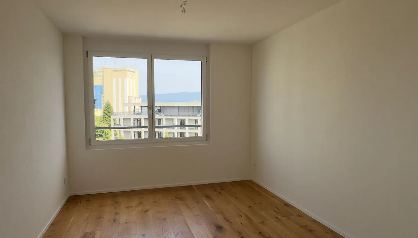 Moderne 3½-Zimmer-Wohnung mit Loggia - Foto 8 von 11