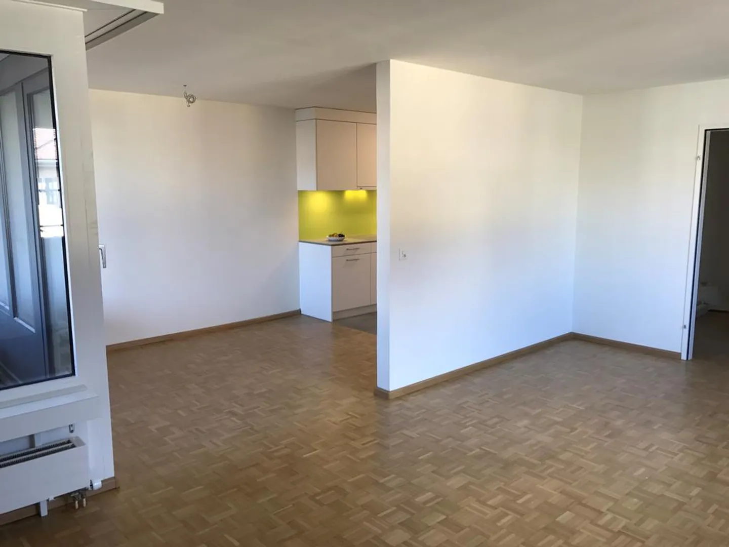 WOHNEN IM HERZEN VON AESCH - Foto 4 von 6