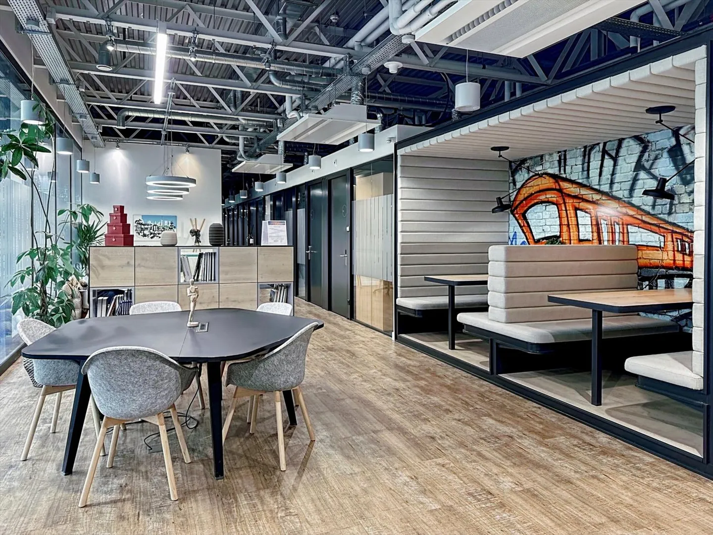 Offener Büroraum für 10 Personen in Regus Meyrin - Foto 6 von 16