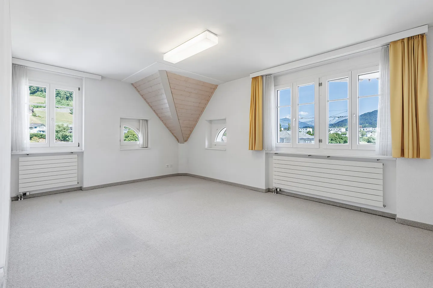 Short distances and plenty of space to live - Photo 6 of 9