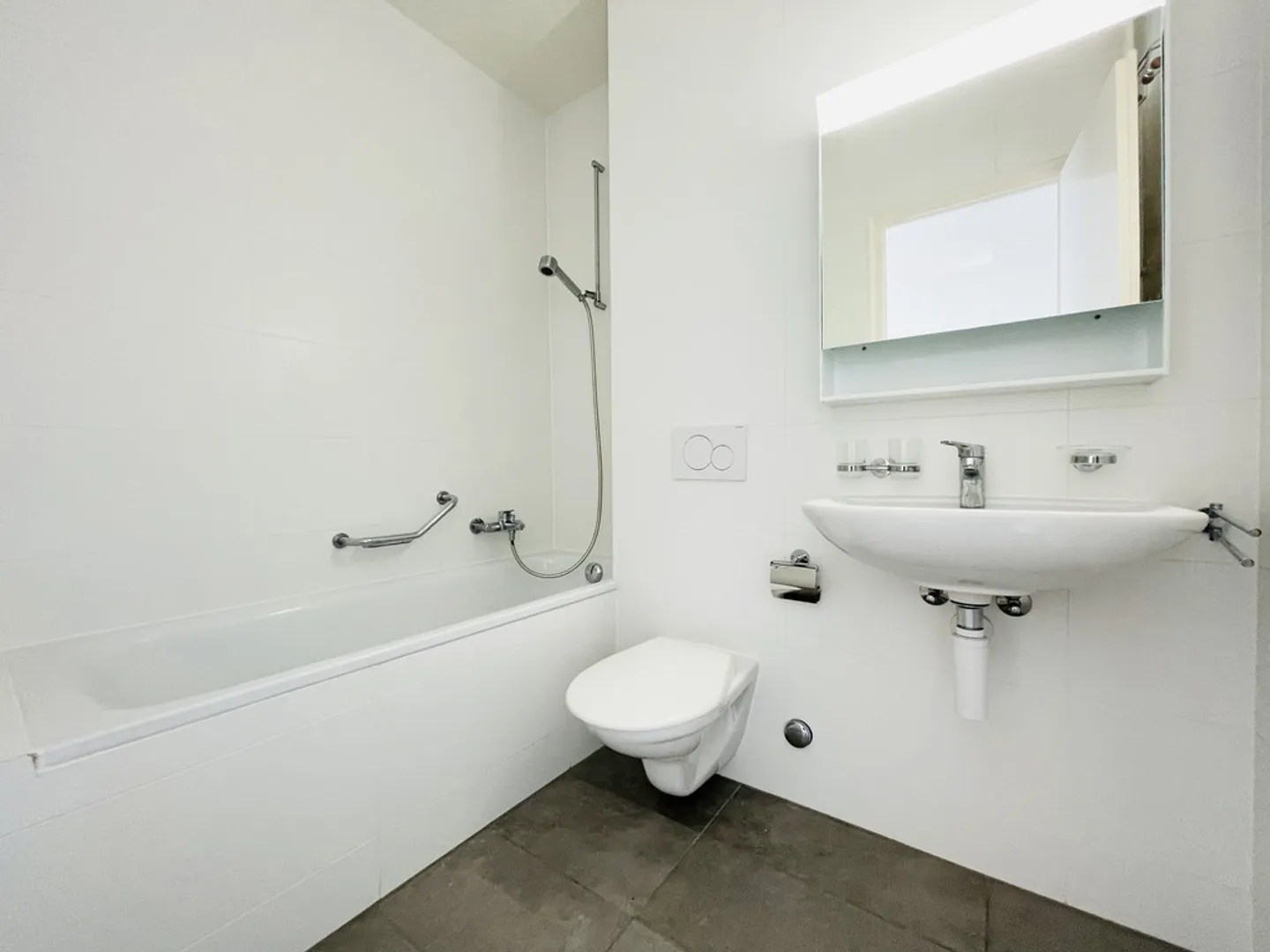 Zu vermieten, Wohnung, 1010 Lausanne, Ref 1891.01.0503 - Foto 2 von 5