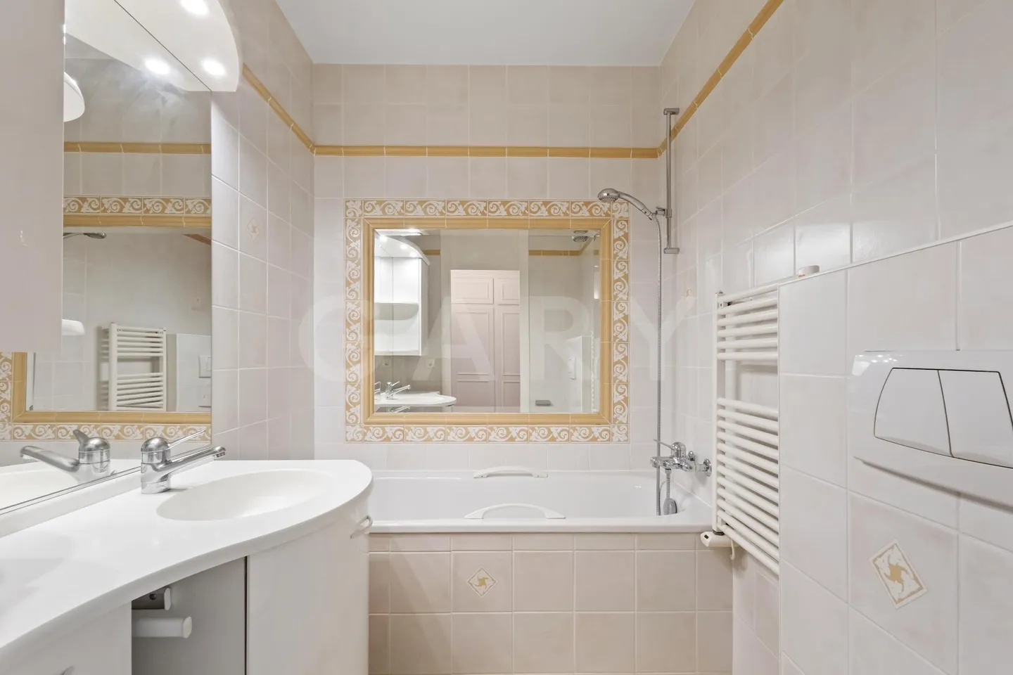 Appartamento ristrutturato con piscine - Foto 10 di 10