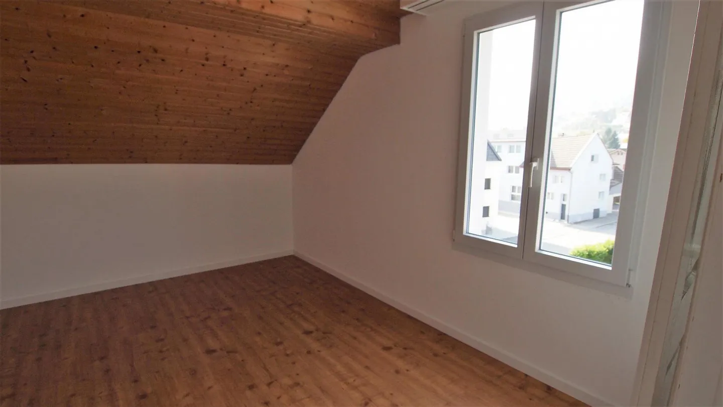 Charmante appartement de 4,5 pièces dans les combles - Photo 8 sur 25