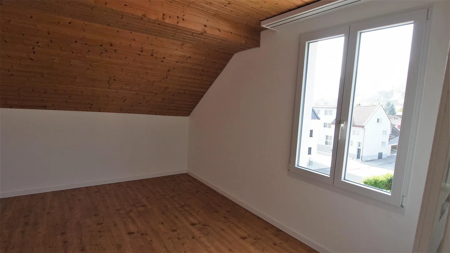 Charmante appartement de 4,5 pièces dans les combles - Photo 9 sur 25